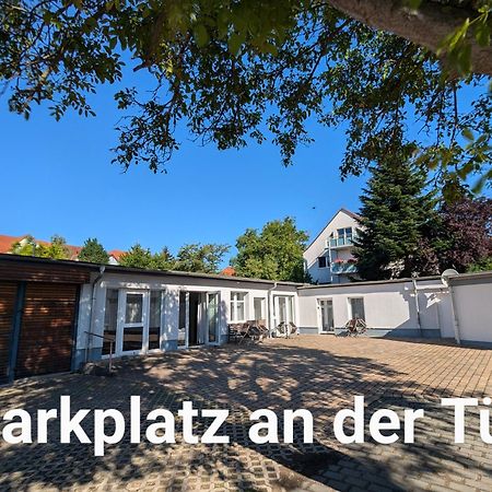 Fewo Urban Gotha-Apartment Ekhof- Am Schlosspark- Parken An Der Der Tuer- Barrierefrei, 900 Meter Zum Bahnhof - Wallbox Zewnętrze zdjęcie