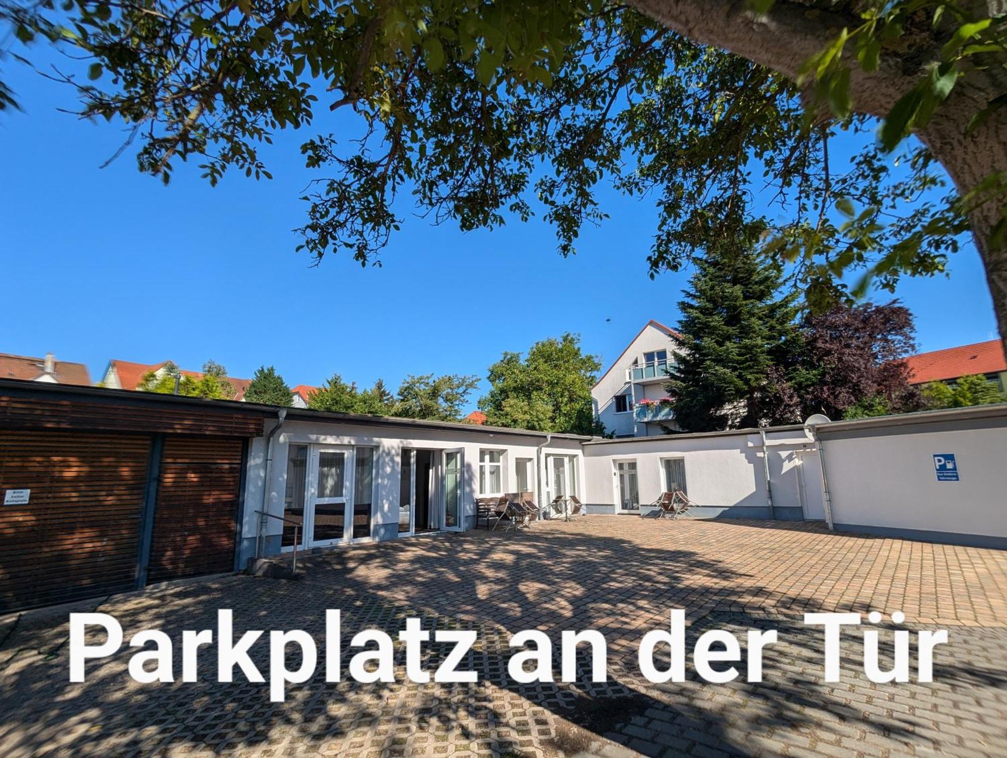 Fewo Urban Gotha-Apartment Ekhof- Am Schlosspark- Parken An Der Der Tuer- Barrierefrei, 900 Meter Zum Bahnhof - Wallbox Zewnętrze zdjęcie